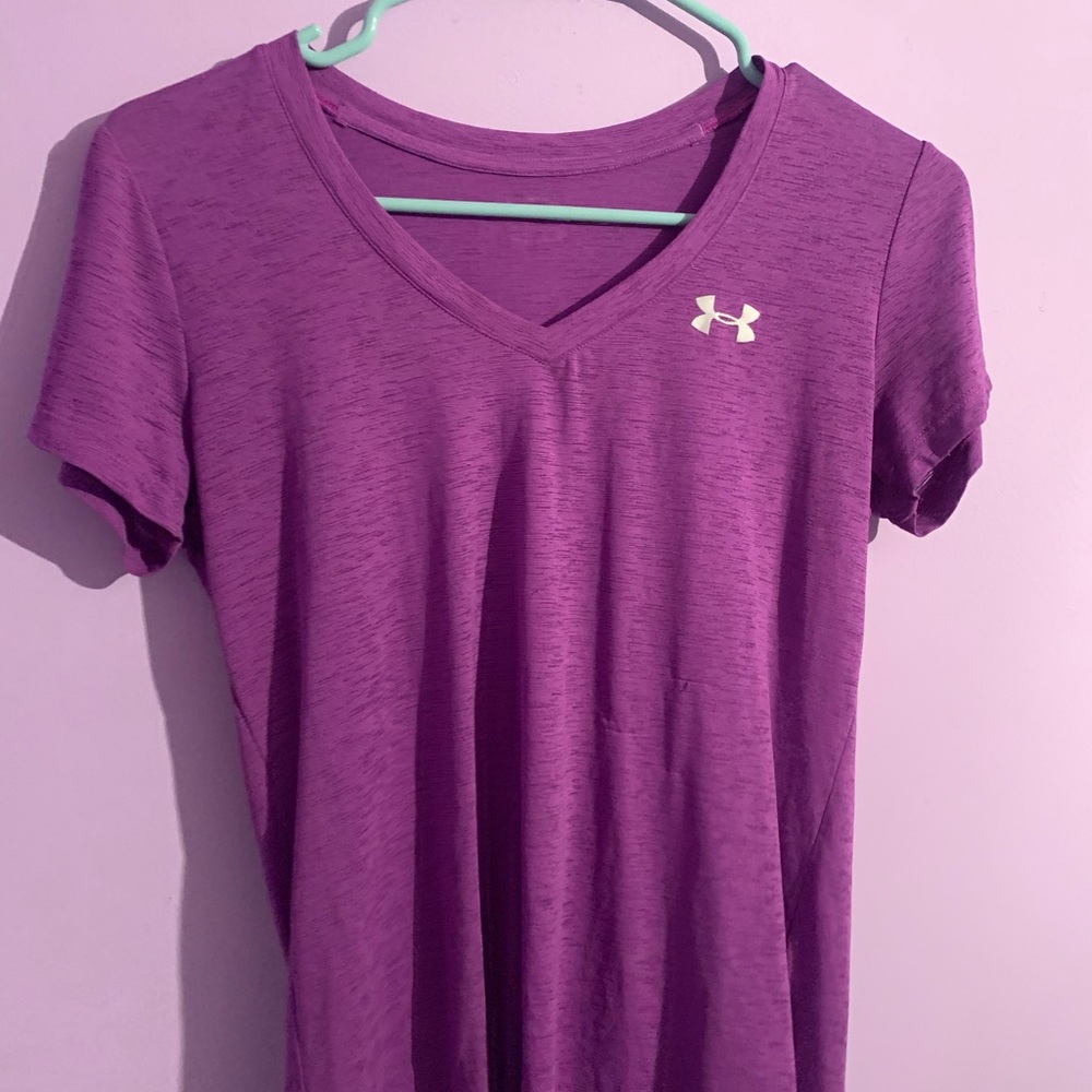 SOLD!! Under armor workout shirt